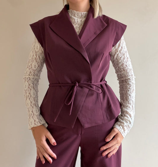 Lea mouwloze blazer - burgundy