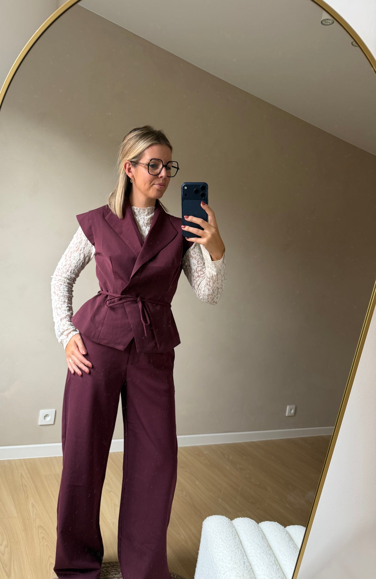 Lea mouwloze blazer - burgundy
